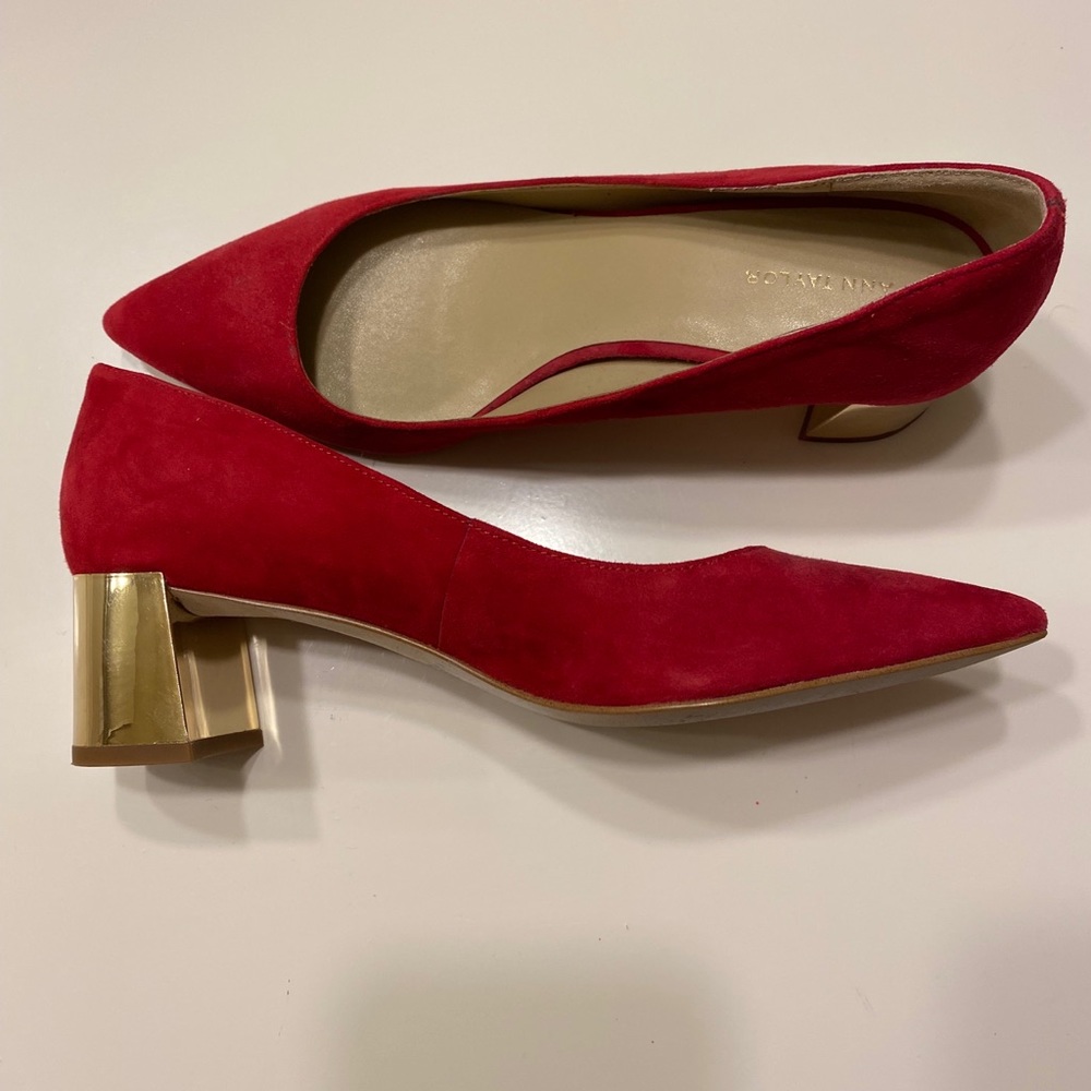 Ann Taylor Low Block Heel